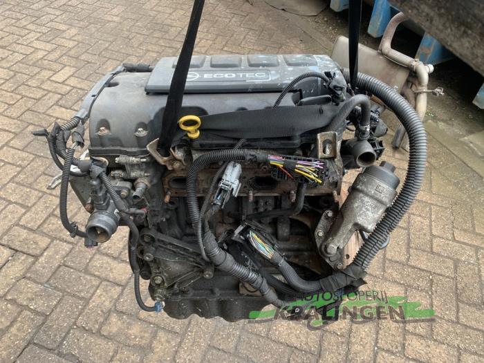 Usagé Culasse Opel Astra J (PC6/PD6/PE6/PF6) 1.4 16V ecoFLEX Prix € 399,99 Règlement à la marge proposé par Autosloperij Kralingen B.V.
