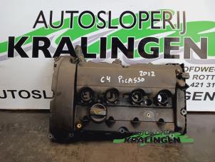 Ventildeckel van een Citroën C4 Grand Picasso (UA) 1.6 16V THP 155 2012