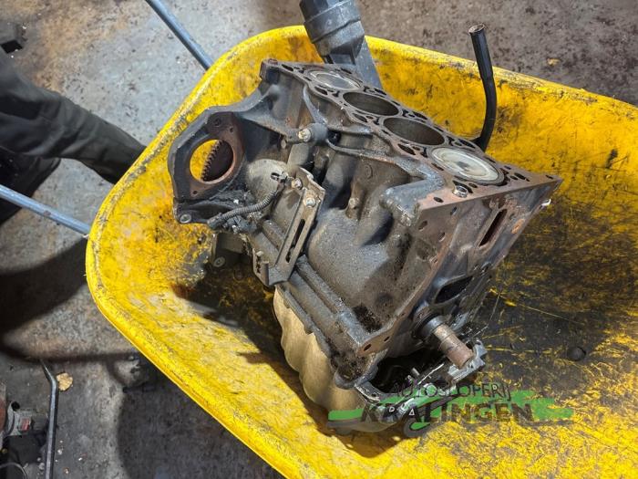 Used Engine Opel Meriva (A) 1.4 16V Twinport Price € 200,00 Margin scheme offered by Autosloperij Kralingen B.V.