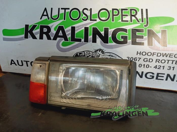 Używane Reflektor lewy Volvo 240/242/244 240,244 GL Cena na żądanie oferowane przez Autosloperij Kralingen B.V.