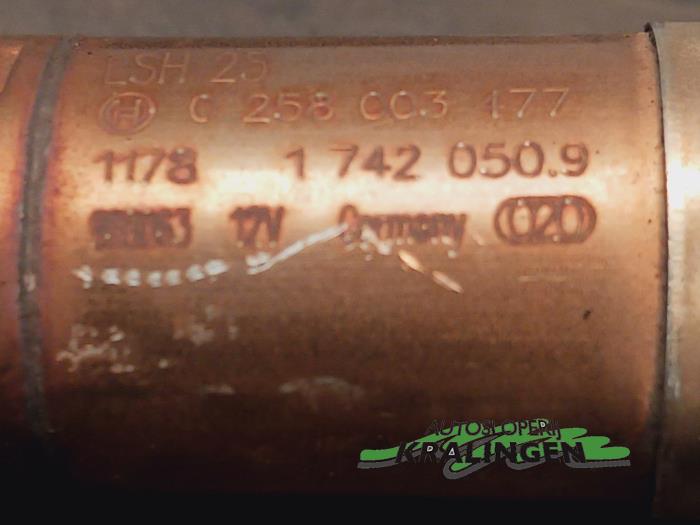 Sonda lambda z BMW 3 serie (E46/4) 330i 24V 2001