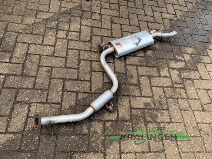 Gebrauchte Auspuff Mitteldämpfer Volvo V40 (VW) 2.0 16V Preis auf Anfrage angeboten von Autosloperij Kralingen B.V.