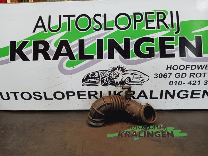 Begagnade Luftintagsslang BMW Mini (R50/53) 1.6 16V Cooper Pris € 19,98 Marginaltabell erbjuds av Autosloperij Kralingen B.V.