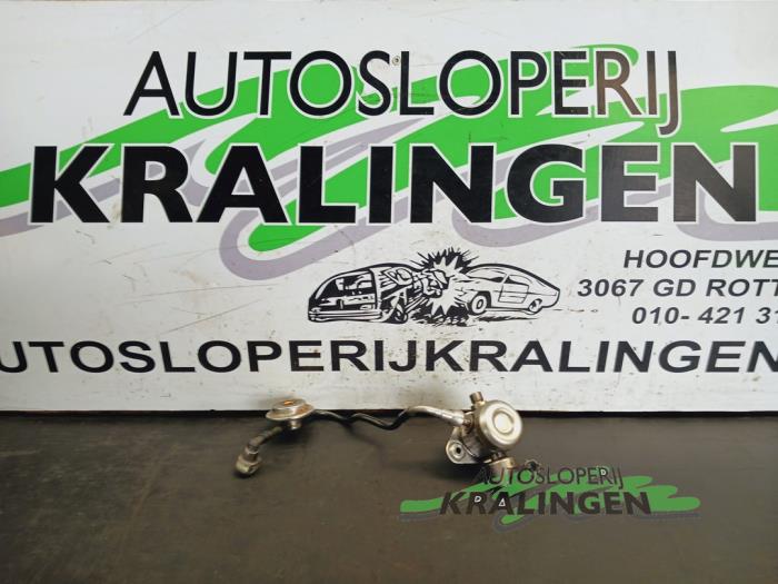 Begagnade Högtryckspump Ford Focus 3 1.0 Ti-VCT EcoBoost 12V 100 Pris € 99,99 Marginaltabell erbjuds av Autosloperij Kralingen B.V.