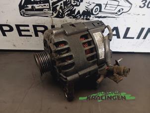 Dynamo van een Volkswagen Polo IV (9N1/2/3) 1.2 12V 2004