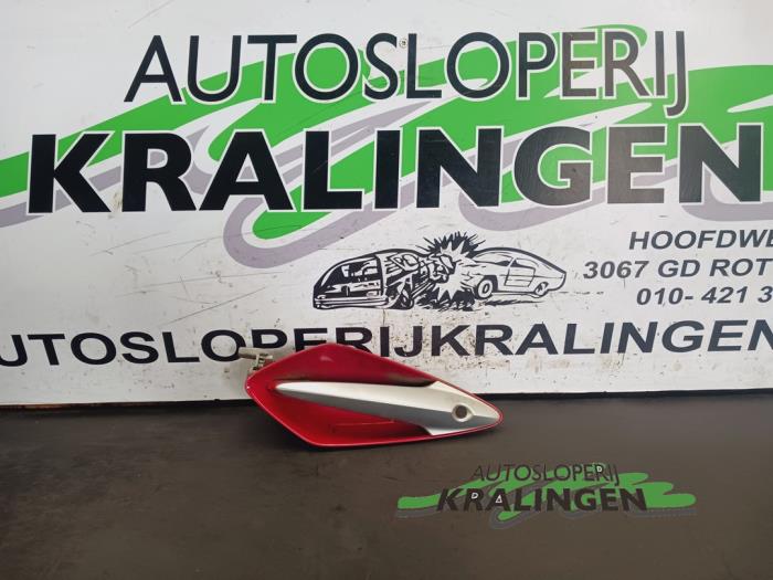 Begagnade Handtag Honda Civic (FK/FN) 1.4 i-Dsi Pris € 74,99 Marginaltabell erbjuds av Autosloperij Kralingen B.V.