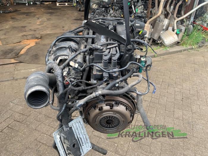 Engine from a Ford Focus 2 1.6 Ti-VCT 16V 2007