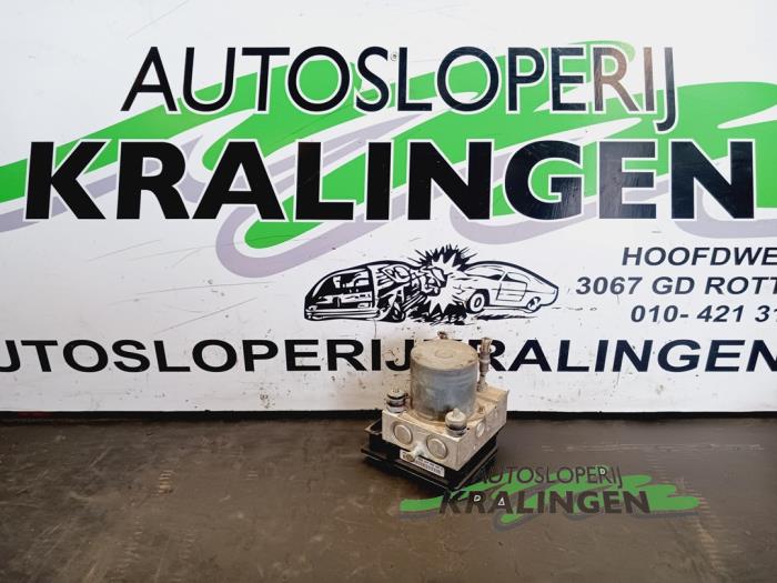 Begagnade ABS-pump Mitsubishi Colt (Z2/Z3) 1.5 16V CZT Turbo Pris € 74,98 Marginaltabell erbjuds av Autosloperij Kralingen B.V.