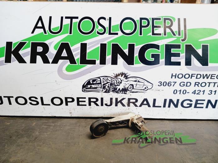 Usados Rodillo tensor correa múltiple Peugeot 207 SW (WE/WU) 1.6 16V VTRi Precio € 24,99 Norma de margen ofrecido por Autosloperij Kralingen B.V.
