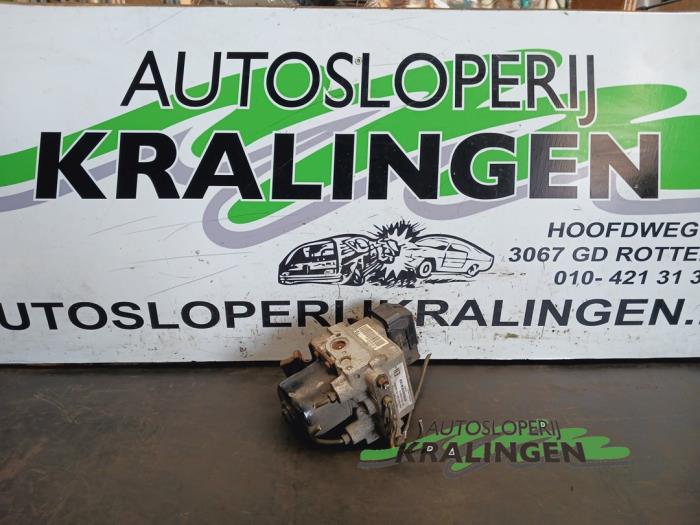 Begagnade ABS-pump Chevrolet Kalos (SF48) 1.4 Pris € 24,99 Marginaltabell erbjuds av Autosloperij Kralingen B.V.