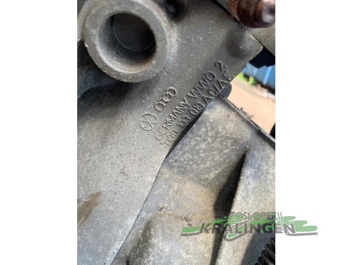 Motor van een Seat Ibiza III (6L1) 1.4 16V 85 2008