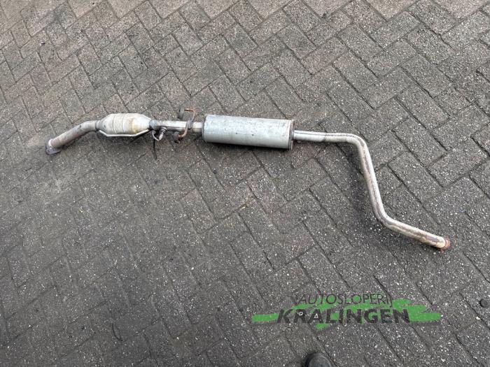 Gebrauchte Auspuff Mitteldämpfer Toyota Yaris (P1) 1.5 TS 16V VVT-i Preis auf Anfrage angeboten von Autosloperij Kralingen B.V.