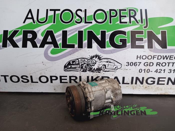 Usagé Pompe clim Volkswagen Golf IV (1J1) 2.3 V5 GTI Prix € 19,97 Règlement à la marge proposé par Autosloperij Kralingen B.V.