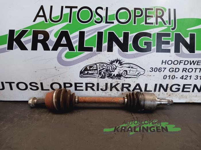 Gebrauchte Antriebswelle links vorne Fiat 500 (312) 1.4 16V Preis auf Anfrage angeboten von Autosloperij Kralingen B.V.
