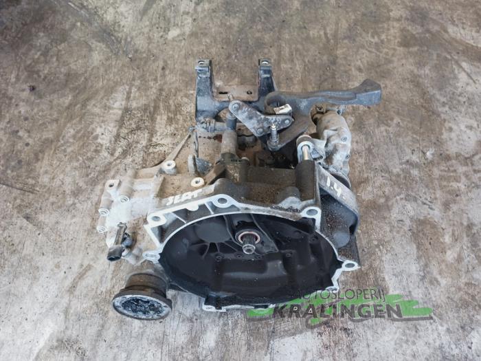Getriebe Seat Ibiza III (6L1), 2002 / 2009 1.4 16V 75, Fließheck, Benzin, 1.390cc, 55kW (75pk), FWD, BKY, 2004-06 / 2008-05, 6L1 (Gebraucht)