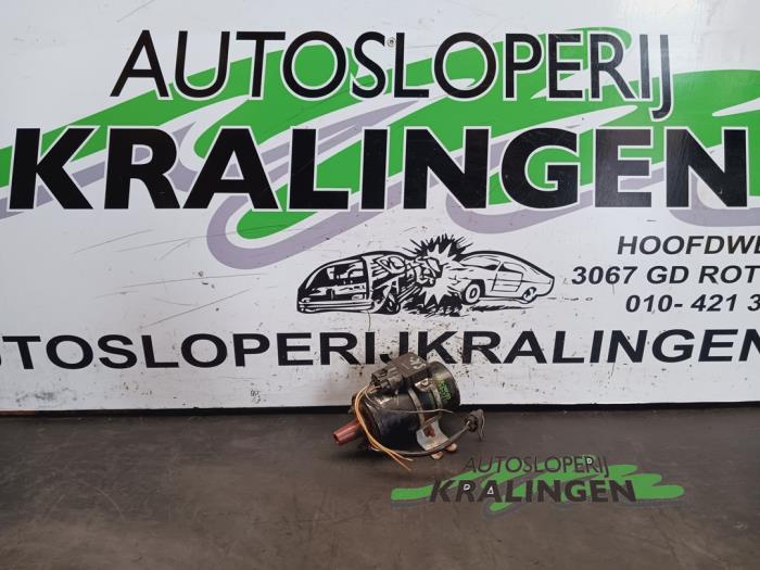 Usagé Bobine Suzuki Alto (SH410) 1.0 GA,GL Prix € 14,97 Règlement à la marge proposé par Autosloperij Kralingen B.V.