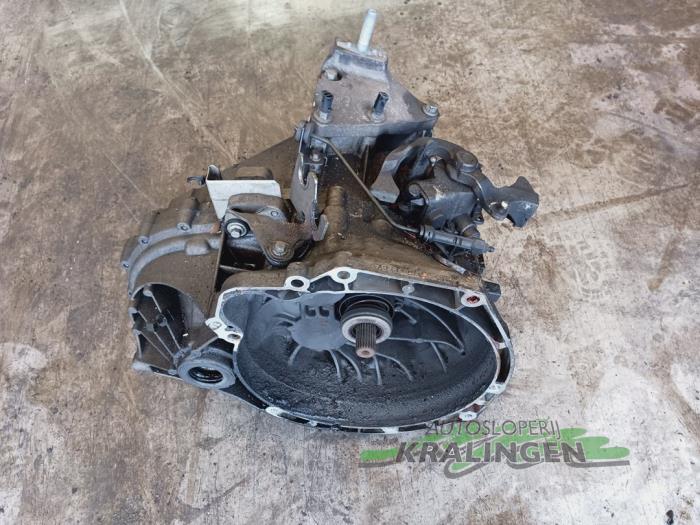 Gebrauchte Getriebe Ford Mondeo IV Wagon 1.6 TDCi 16V Preis € 299,99 Margenregelung angeboten von Autosloperij Kralingen B.V.