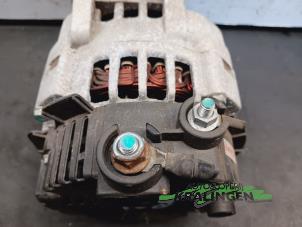 Dynamo van een Mercedes-Benz A (W168) 1.6 A-160 2004