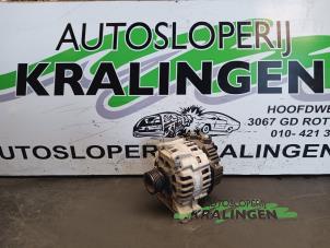 Dynamo van een Mercedes-Benz A (W168) 1.6 A-160 2004