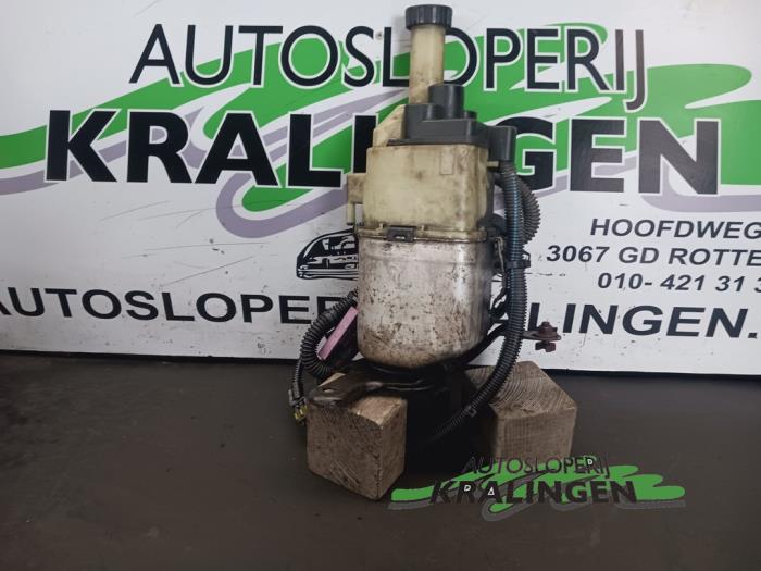 Usagé Pompe de direction Opel Astra G (F08/48) 1.6 16V Prix € 44,98 Règlement à la marge proposé par Autosloperij Kralingen B.V.
