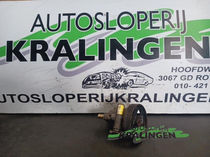 Usagé Pompe de direction Volvo S40 (VS) 1.9 D 102 Prix € 9,98 Règlement à la marge proposé par Autosloperij Kralingen B.V.