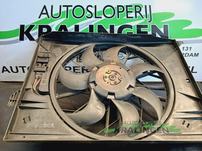 Używane Wentylator Mercedes CLS (C219) 350 3.5 V6 18V Cena € 99,97 Procedura marży oferowane przez Autosloperij Kralingen B.V.