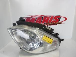 Used Headlight, left Citroen Xsara Picasso (CH) 1.8 16V Price € 20,00 Margin scheme offered by Autosloopbedrijf gebr. Maris