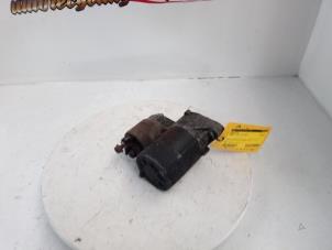 Anlasser van een Renault Clio II (BB/CB) 1.2 16V 2003