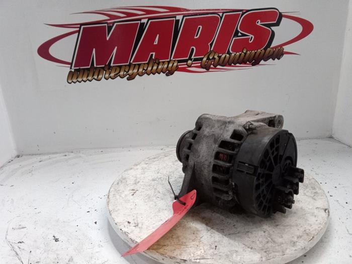 Begagnade Dynamo Opel Zafira (M75) Pris € 35,00 Marginaltabell erbjuds av Autosloopbedrijf gebr. Maris