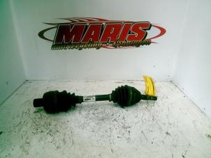 Used Front drive shaft, right Opel Zafira (M75) 1.7 CDTi 16V Price € 35,00 Margin scheme offered by Autosloopbedrijf gebr. Maris