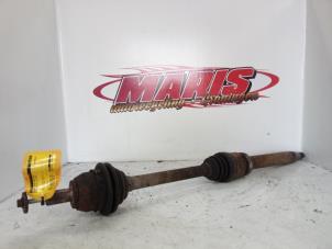 Used Front drive shaft, right Ford Focus 2 Wagon 1.6 16V Price € 25,00 Margin scheme offered by Autosloopbedrijf gebr. Maris