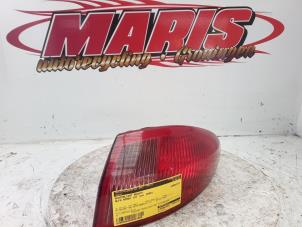 Used Taillight, right Alfa Romeo 147 (937) 1.6 HP Twin Spark 16V Price € 15,00 Margin scheme offered by Autosloopbedrijf gebr. Maris