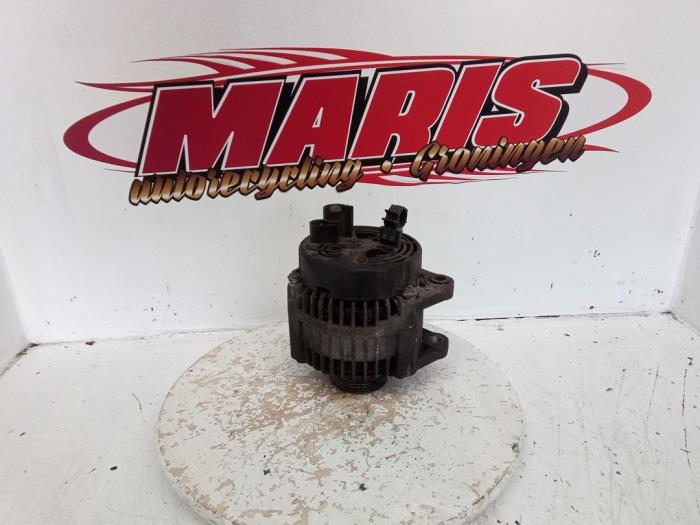 Begagnade Dynamo Fiat Stilo (192A/B) 2.4 20V Abarth 3-Drs. Pris € 30,00 Marginaltabell erbjuds av Autosloopbedrijf gebr. Maris