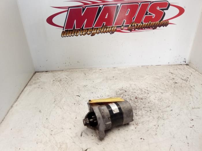Begagnade Startmotor Renault Twingo (C06) 1.2 Pris € 25,00 Marginaltabell erbjuds av Autosloopbedrijf gebr. Maris