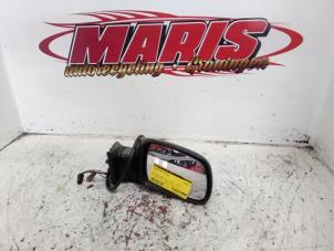 Usados Retrovisor externo derecha Peugeot 307 SW (3H) 2.0 16V Precio € 30,00 Norma de margen ofrecido por Autosloopbedrijf gebr. Maris