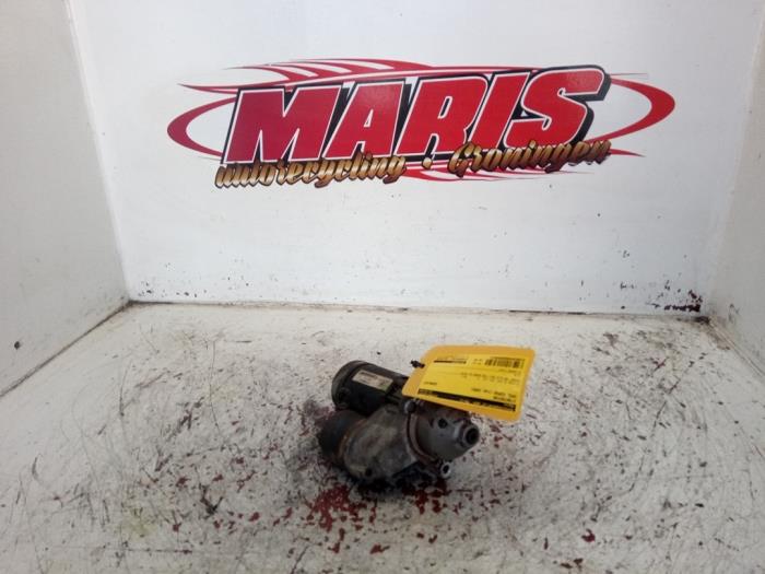 Begagnade Startmotor Opel Corsa B (73/78/79) 1.2i 16V Pris € 35,00 Marginaltabell erbjuds av Autosloopbedrijf gebr. Maris