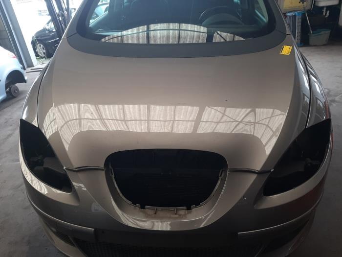 Używane Maska Seat Altea (5P1) 1.6 Cena € 80,00 Procedura marży oferowane przez Autosloopbedrijf gebr. Maris