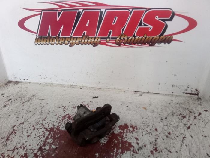 Gebrauchte Bremszange links hinten Hyundai Accent 1.4i 16V Preis € 25,00 Margenregelung angeboten von Autosloopbedrijf gebr. Maris