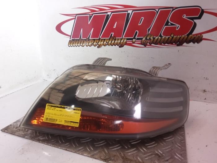 Używane Reflektor lewy Chevrolet Kalos (SF48) 1.4 Cena € 30,00 Procedura marży oferowane przez Autosloopbedrijf gebr. Maris