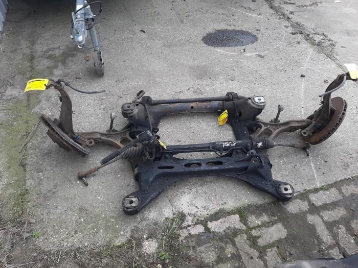 Used Subframe Volkswagen Touareg (7LA/7L6) 5.0 TDI V10 Price € 100,00 Margin scheme offered by Autosloopbedrijf gebr. Maris