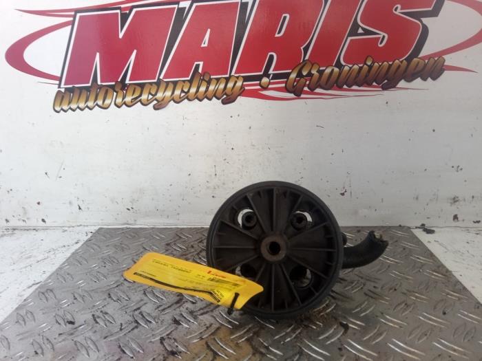 Usagé Pompe direction assistée Volvo S80 (TR/TS) 2.4 SE 20V 170 Prix € 35,00 Règlement à la marge proposé par Autosloopbedrijf gebr. Maris