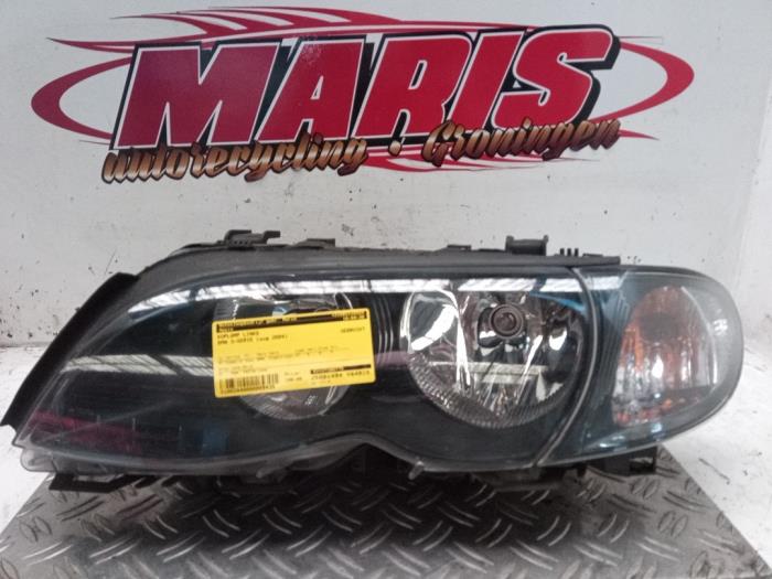 Używane Reflektor lewy BMW 3 serie Touring (E46/3) 316i 16V Cena € 100,00 Procedura marży oferowane przez Autosloopbedrijf gebr. Maris