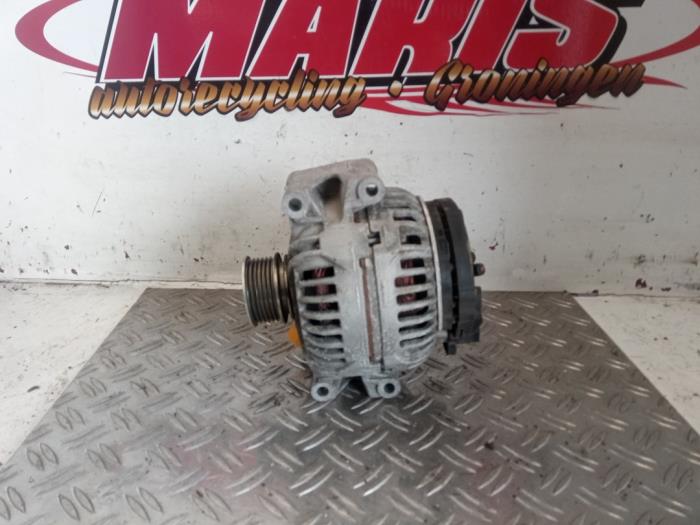 Usagé Dynamo Audi A4 (B6) 2.0 20V Prix € 25,00 Règlement à la marge proposé par Autosloopbedrijf gebr. Maris