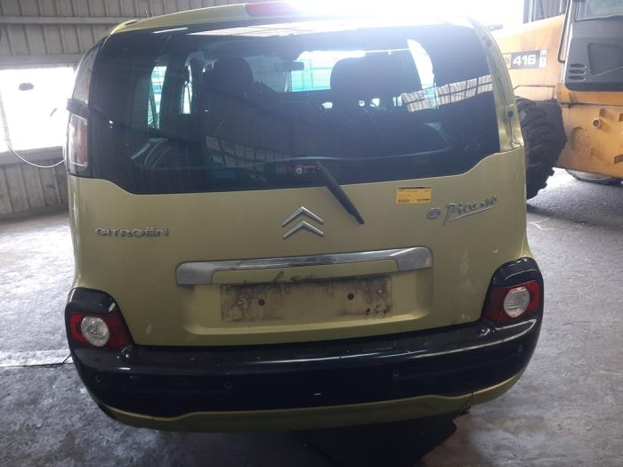 Begagnade Baklucka Citroen C3 Picasso (SH) 1.6 16V VTI 120 Pris € 100,00 Marginaltabell erbjuds av Autosloopbedrijf gebr. Maris