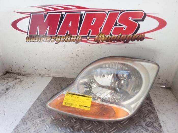 Używane Reflektor lewy Chevrolet Matiz 0.8 S,SE Cena € 50,00 Procedura marży oferowane przez Autosloopbedrijf gebr. Maris