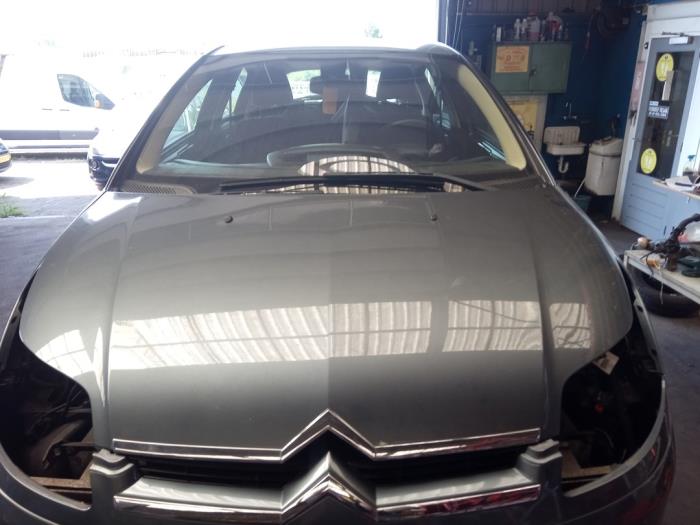 Używane Maska Citroen C4 Berline (LC) 1.6 16V Cena € 150,00 Procedura marży oferowane przez Autosloopbedrijf gebr. Maris