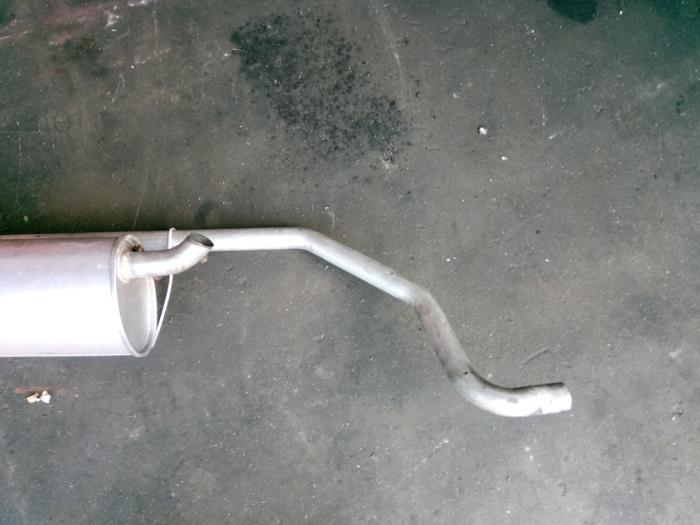Usagé Echappement (complet) Fiat Grande Punto (199) 1.4 Prix € 45,00 Règlement à la marge proposé par Autosloopbedrijf gebr. Maris