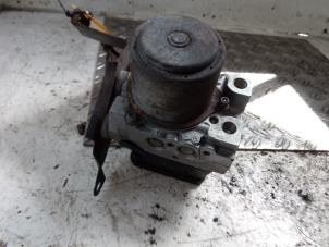 Pompe ABS d'un Honda Civic (FA/FD) 1.3 Hybrid 2008