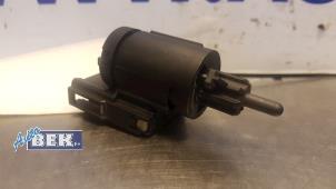 Used Brake light switch Audi S4 Avant (B6) 4.2 V8 40V Price € 10,00 Margin scheme offered by Auto Bek