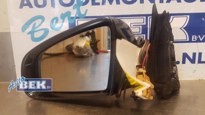 Wing mirror, left from a Audi S4 Avant (B6) 4.2 V8 40V 2004